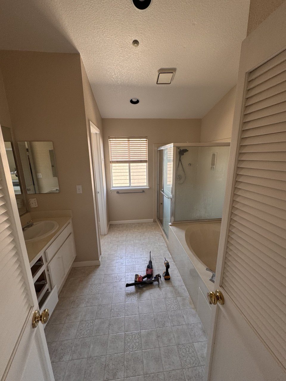 Primary Bathroom — Before