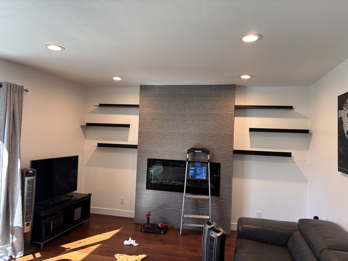Living Room Fireplace Feature Wall
